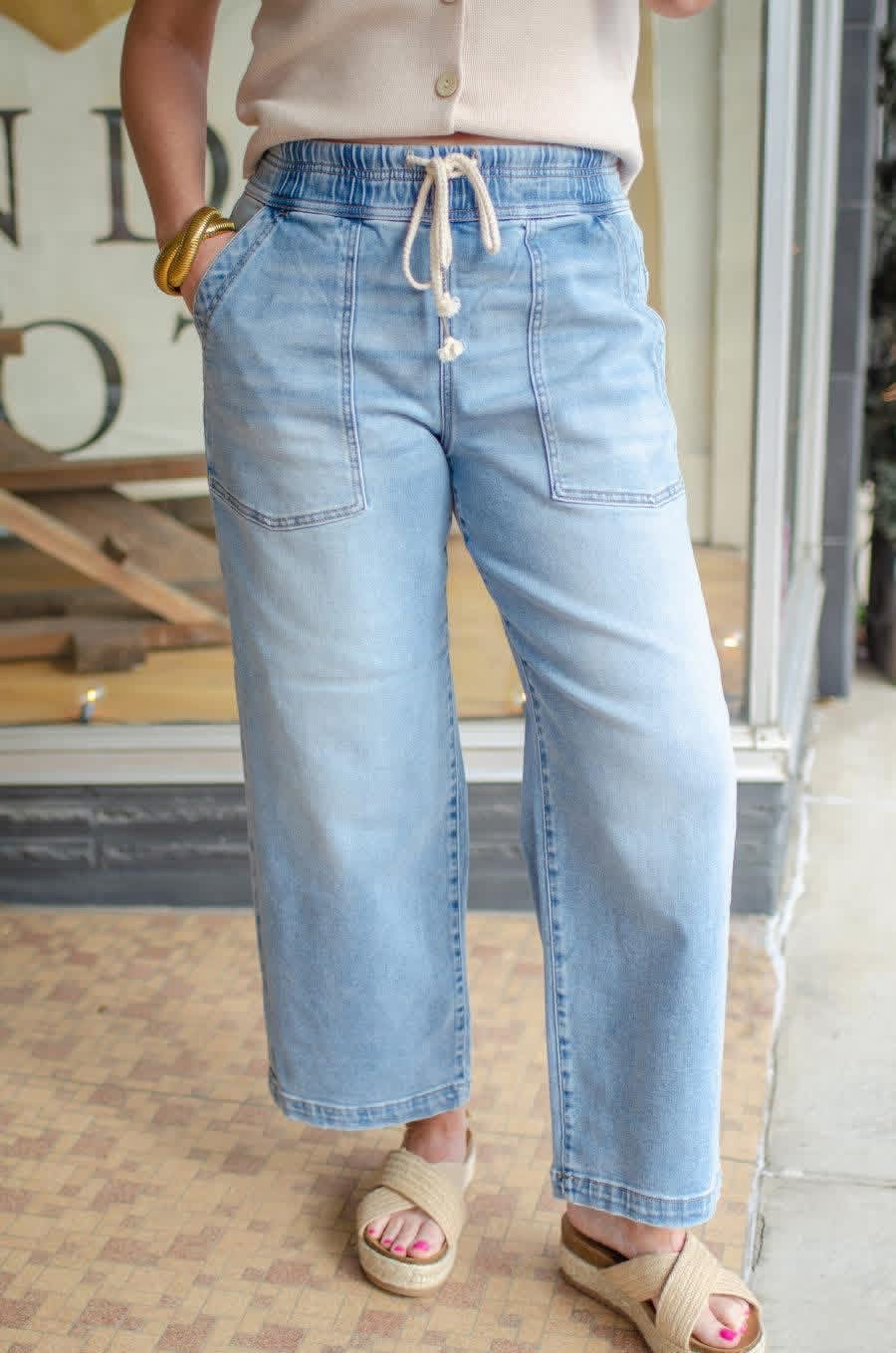 Risen Elastic Jeans